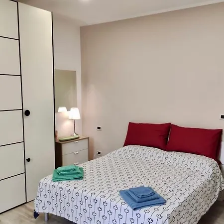 Campomarte Apartment: Wi-fi-netflix-climatizzatore * Brescia