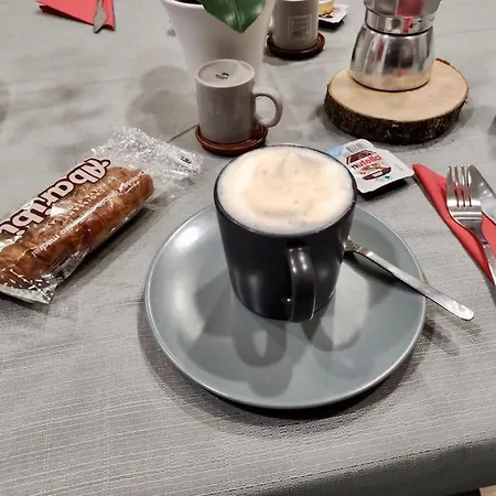 Campomarte Apartment: Wi-fi-netflix-climatizzatore * Brescia