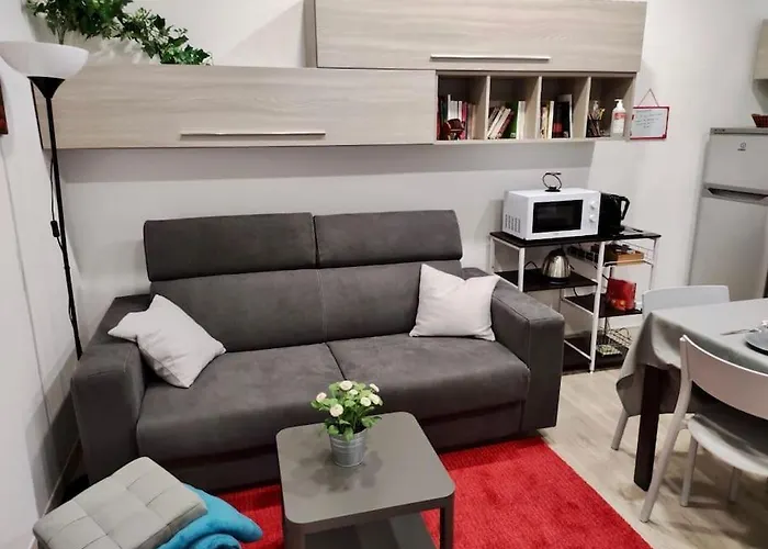 Campomarte Apartment: Wi-fi-netflix-climatizzatore Apartment Brescia